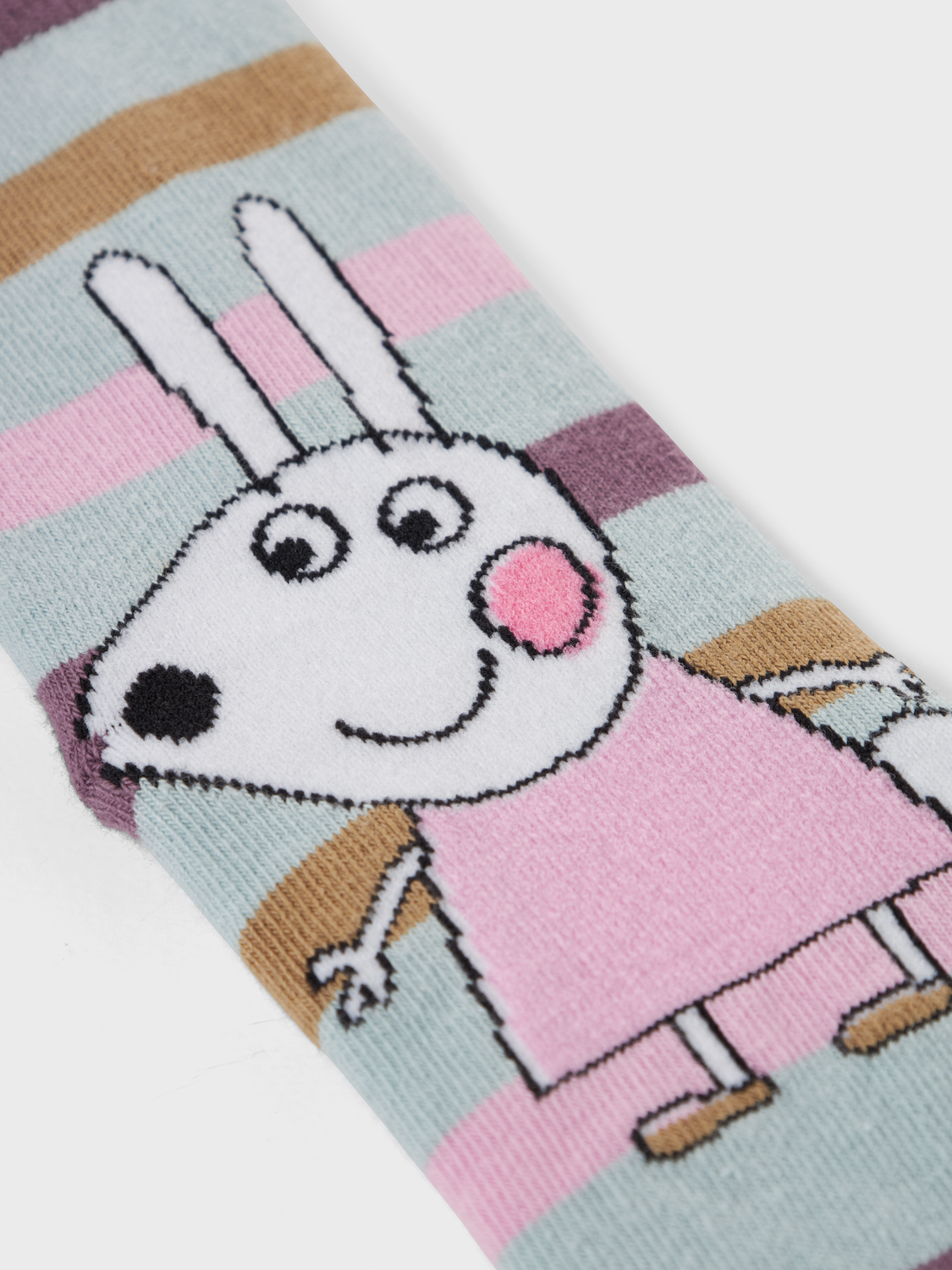 model_shot-front_full